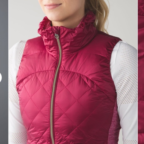 Lululemon Down For A Run Vest in Berry Rumble Women’s size 4 - Picture 14 of 14